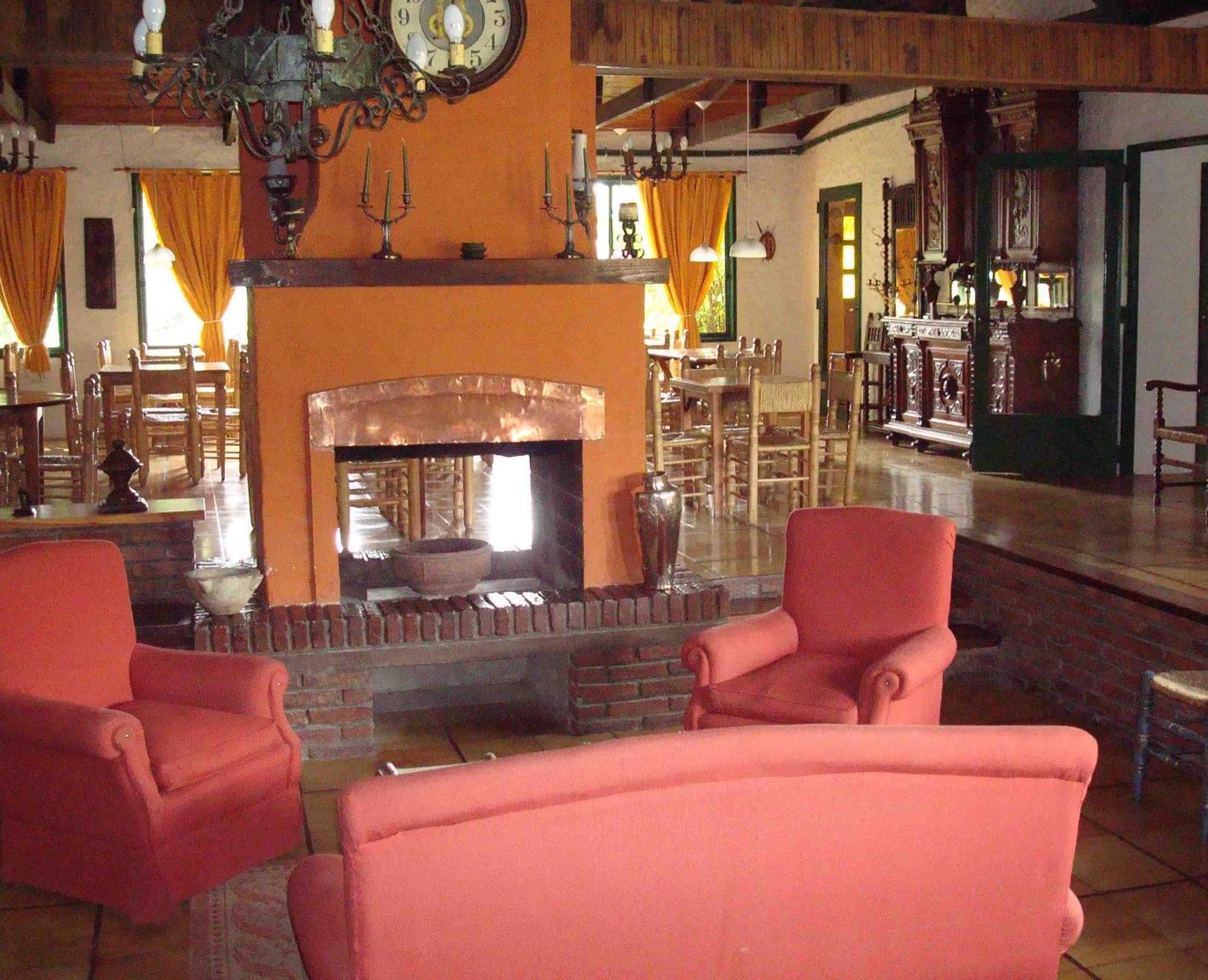 "La Loma" - Vieja Casona Aparthotel El Calafate Luaran gambar